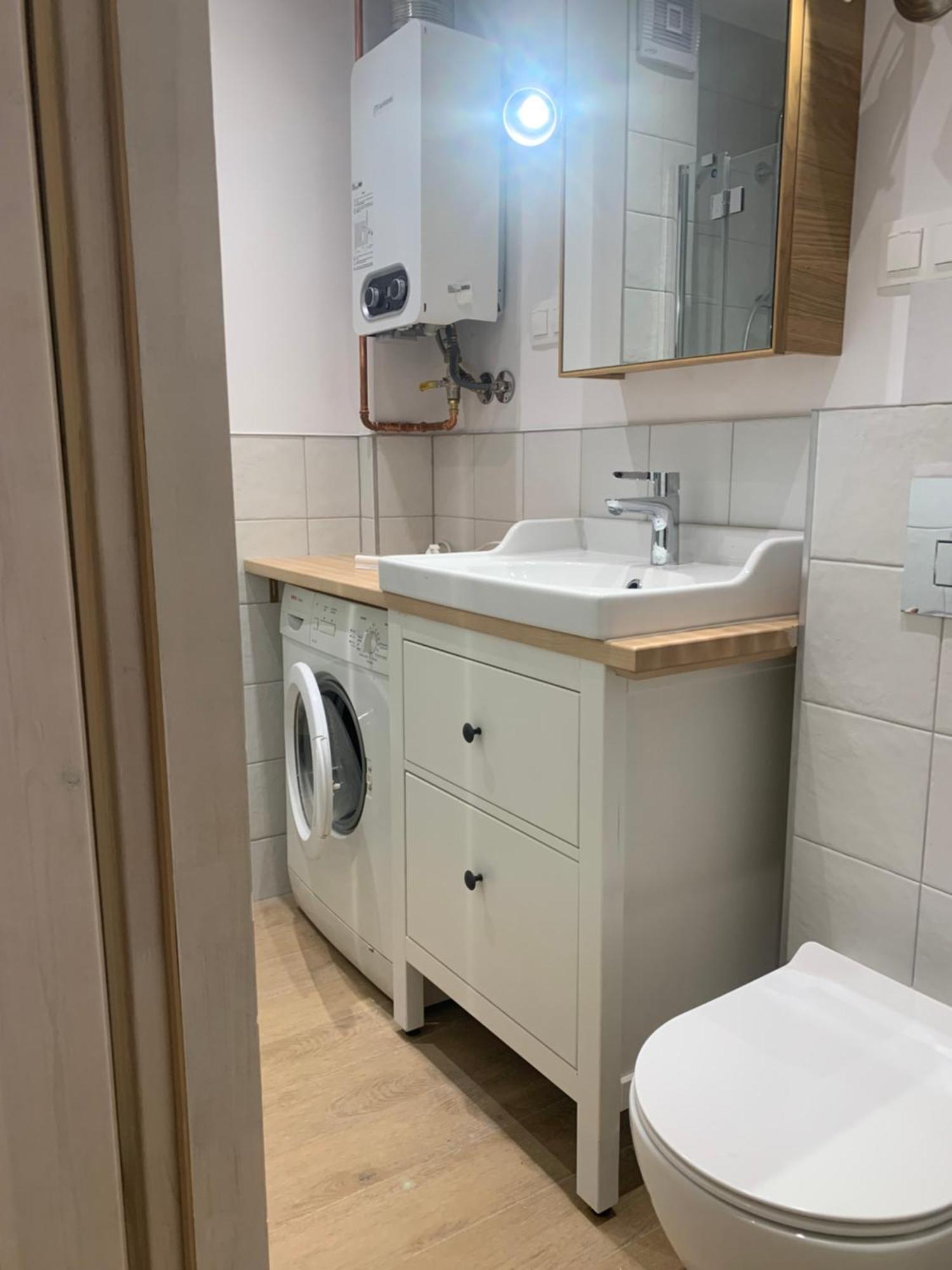 Apartament Antrakt 耶莱尼亚古拉 外观 照片